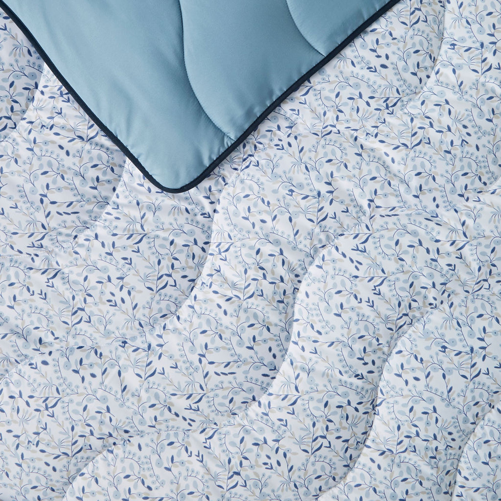 Night Lark Blue Garden Coverless Duvet Set Close Up