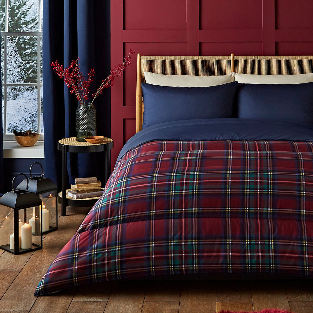 Night Lark® Classic Tartan Coverless Duvet Set Red Lifestyle