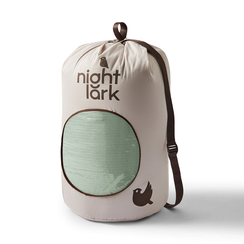 Night Lark Seersucker Coverless Duvet Set in Green duffle bag