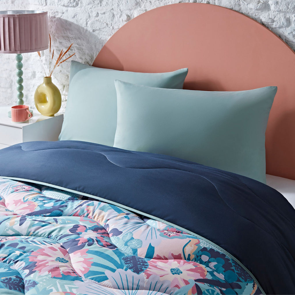 Night Lark Pastel Palms Coverless Duvet Set Close up